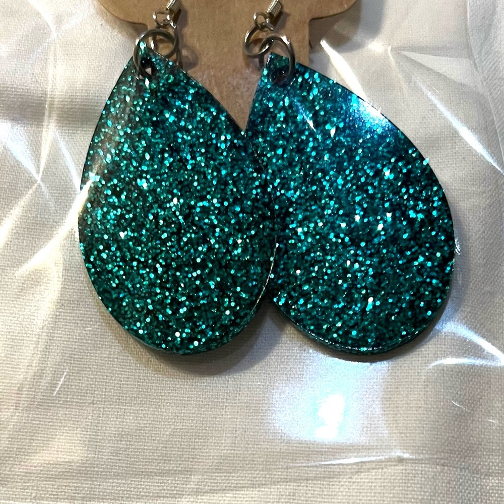 Hand made resin and glitter earrings